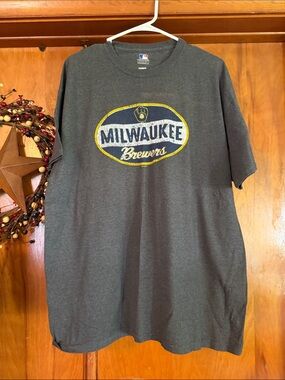 Genuine Merchandise Milwaukee Brewers Charcoal Gray Logo Tee